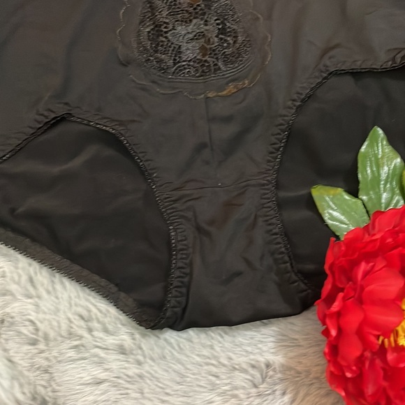 Black Brief Underwear (size XXL) - Picture 3 of 12